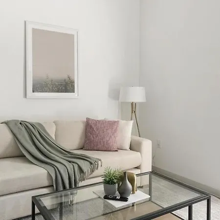 Landing At Cedar Lakes - 1 Bedroom In Dallas
